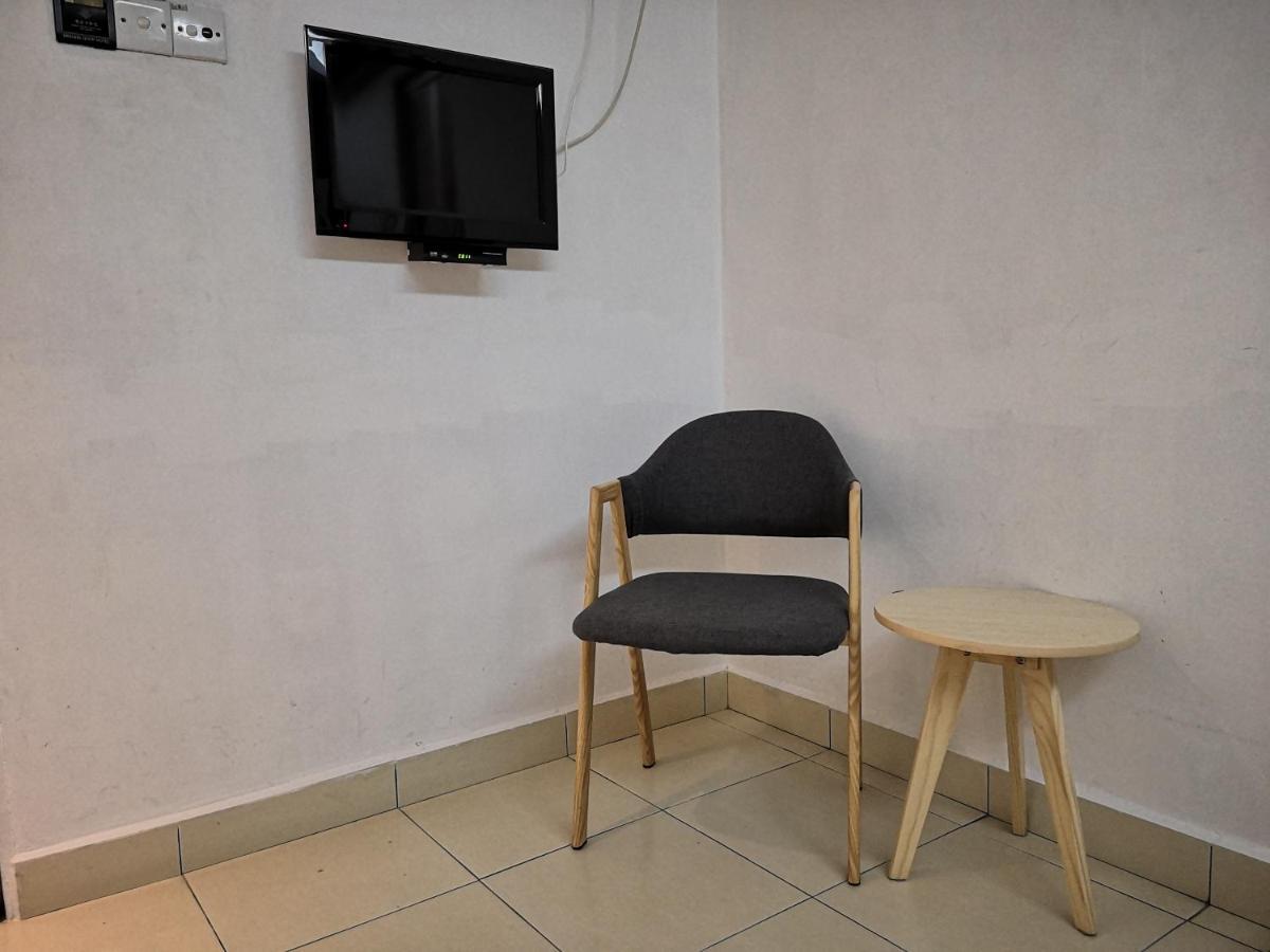 Dragon Door Hotel Sitiawan Exterior photo